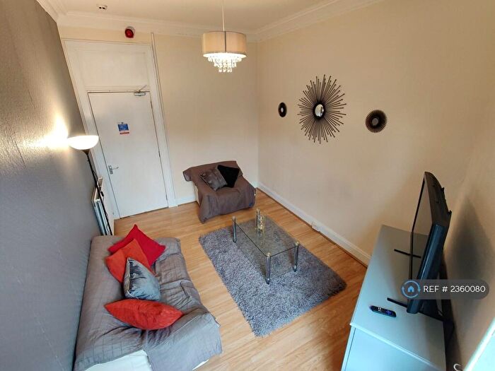 2 Bedroom Flat To Rent In Dudhope Street, Dundee, DD1