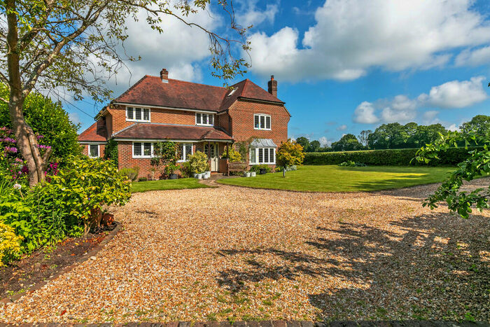 4 Bedroom Detached House For Sale In Droxford Road, Swanmore, SO32