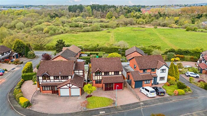4 Bedroom Detached House For Sale In Rhuddlan Way, Kidderminster, Worcestershire, DY10