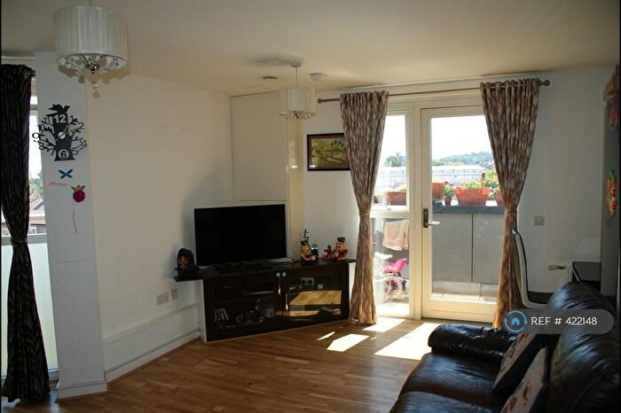 2 Bedroom Flat To Rent In Headstone Drive, London, HA1