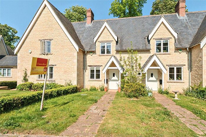 2 Bedroom Terraced House To Rent In Lincoln Grove, Bladon, Woodstock, OX20