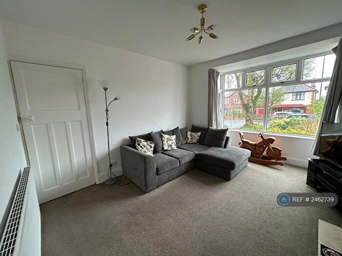 4 Bedroom Semi-Detached House To Rent In Locko Road, Spondon, Derby, DE21