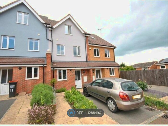 4 Bedroom Terraced House To Rent In Laurel Mews, Leighton Buzzard LU7