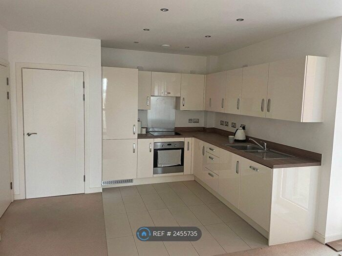 2 Bedroom Flat To Rent In Greenwich, London, SE10