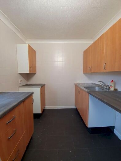 1 Bedroom Flat To Rent In - Whitegate Drive, Blackpool, Lancashire, FY3