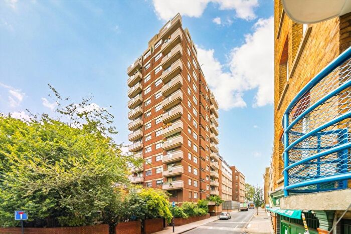 1 Bedroom Flat For Sale In Newton Street, Covent Garden, WC2B