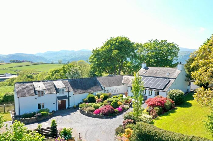 6 Bedroom Detached House For Sale In Ffordd Trwyn Swch, Llanddoged, Llanrwst, LL26