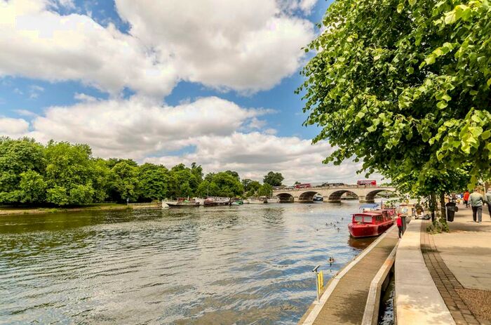 2 Bedroom Flat To Rent In Jerome Place, Kingston, Kingston Upon Thames, KT1