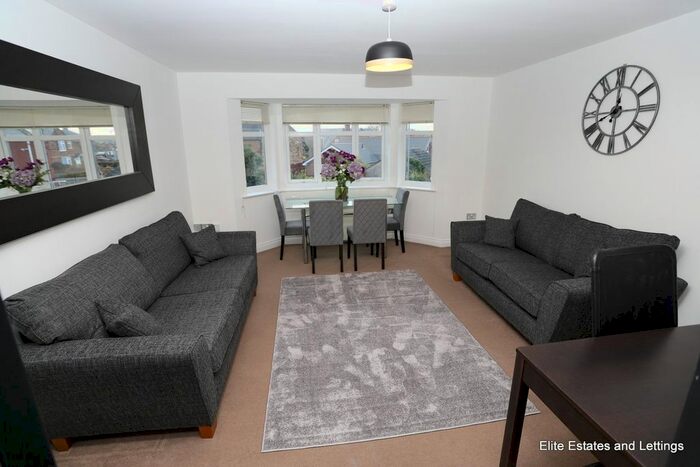 2 Bedroom Flat To Rent In Rennys Lane, Durham, DH1