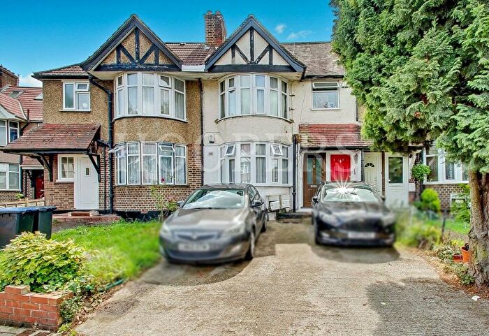 1 Bedroom Maisonette For Sale In Braemar Avenue, London, NW10