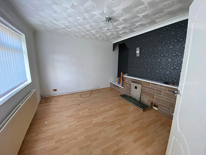 3 Bedroom Semi-Detached House To Rent In Dooley Drive, Bootle, L30