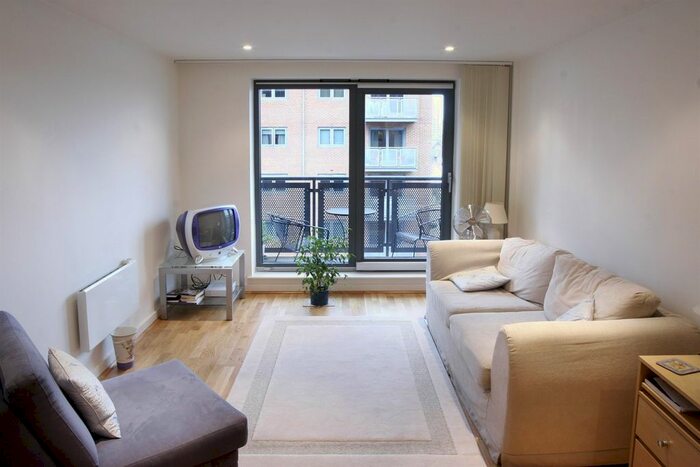 1 Bedroom Flat To Rent In Chapter Way, Colliers Wood, London, SW19