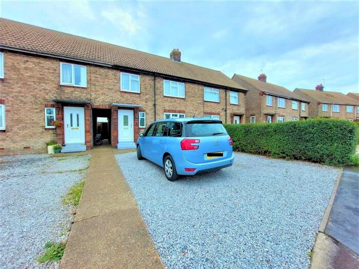 3 Bedroom House For Sale In Headlands Drive, Aldbrough, Hull, HU11