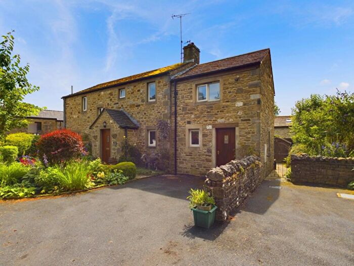 4 Bedroom Detached House To Rent In Cracoe, Cracoe, BD23