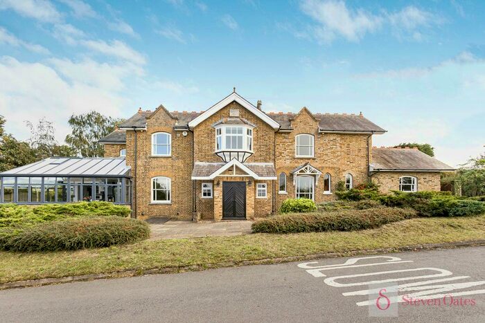 5 Bedroom Detached House To Rent In Stoney Hills, Ware, SG12