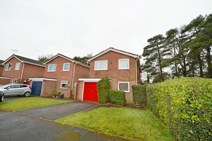 4 Bedroom Detached House To Rent In Fernlea, Whitehill, Bordon, GU35