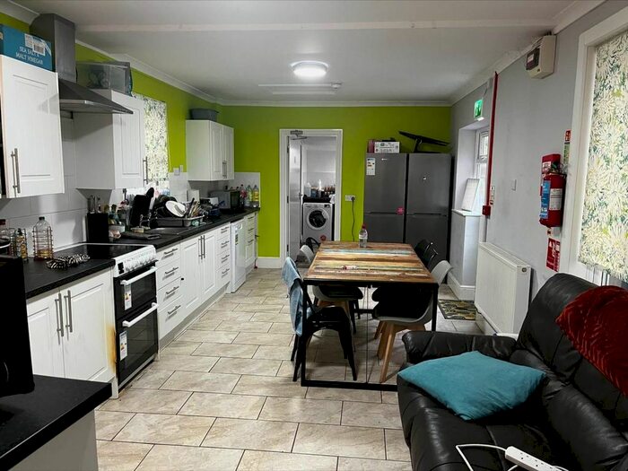 7 Bedroom Property To Rent In Bridge Street, Aberystwyth, SY23