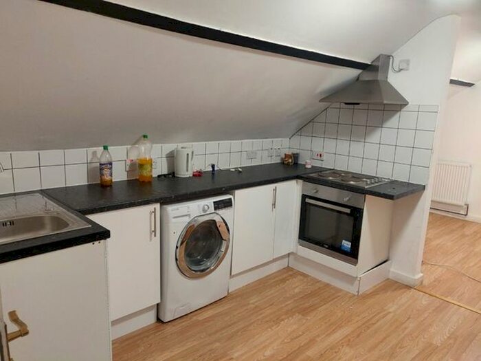1 Bedroom Maisonette To Rent In Bedford Bedfordshire, Bedford, MK43