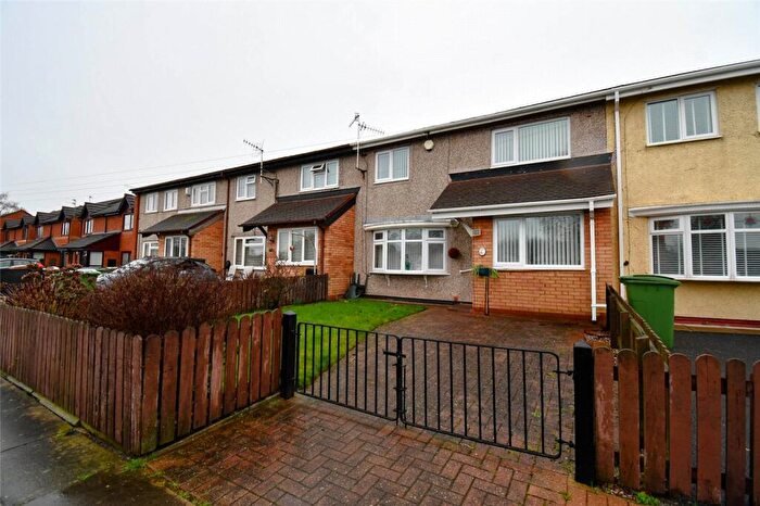 3 Bedroom Terraced House For Sale In Broadfield Avenue, Prenton, Wirral, CH43