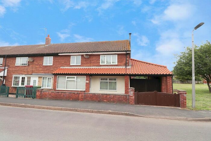2 Bedroom End Of Terrace House For Sale In Queens Crescent, Keadby, Scunthorpe, DN17