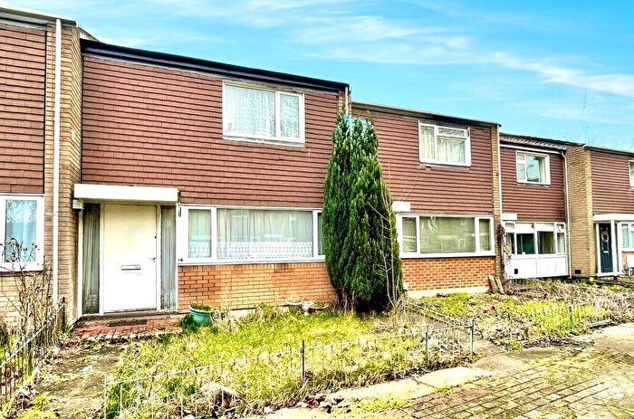 2 Bedroom Terraced House For Sale In Carmarthen Close, Farnborough, Hampshire, GU14