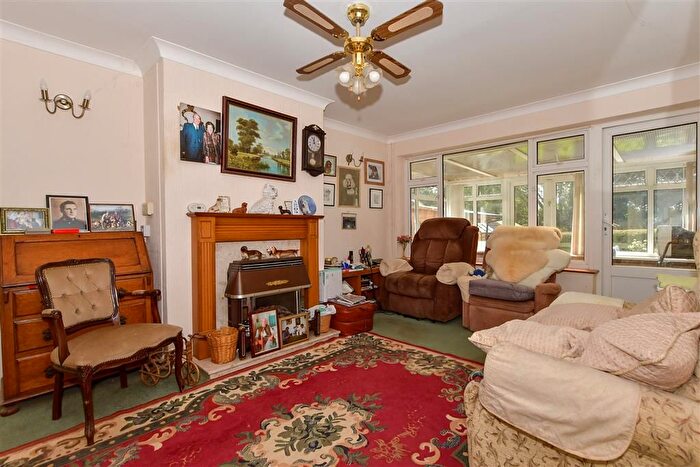 2 Bedroom Semi-Detached Bungalow For Sale In Ford Close, Bridge, Canterbury, Kent, CT4