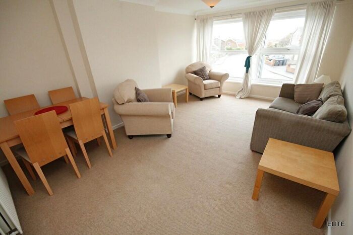 2 Bedroom Apartment To Rent In Willowtree Avenue, Durham, DH1