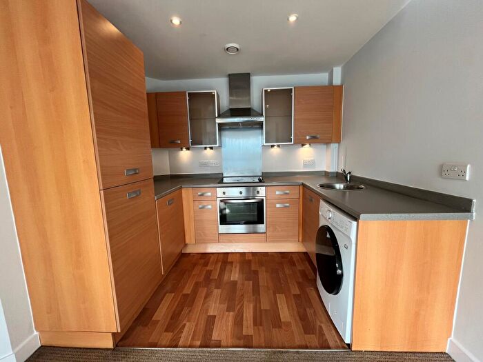 2 Bedroom Apartment To Rent In Quartz, Hall Street, B18