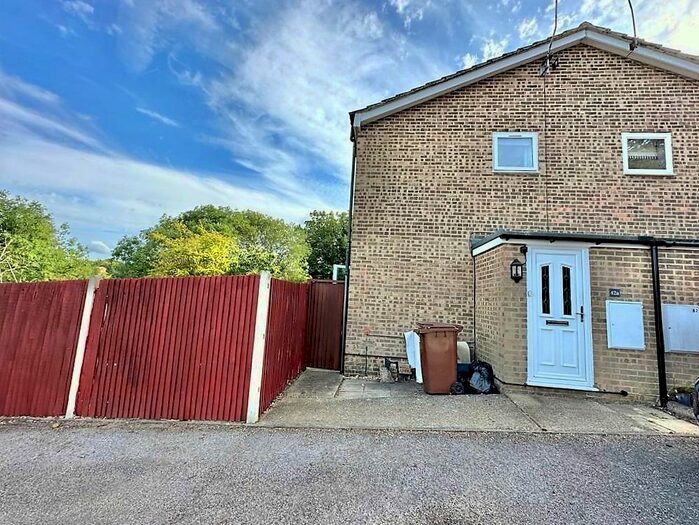 1 Bedroom Semi-Detached House To Rent In Barleycorn Drive, Rainham, Gillingham, ME8