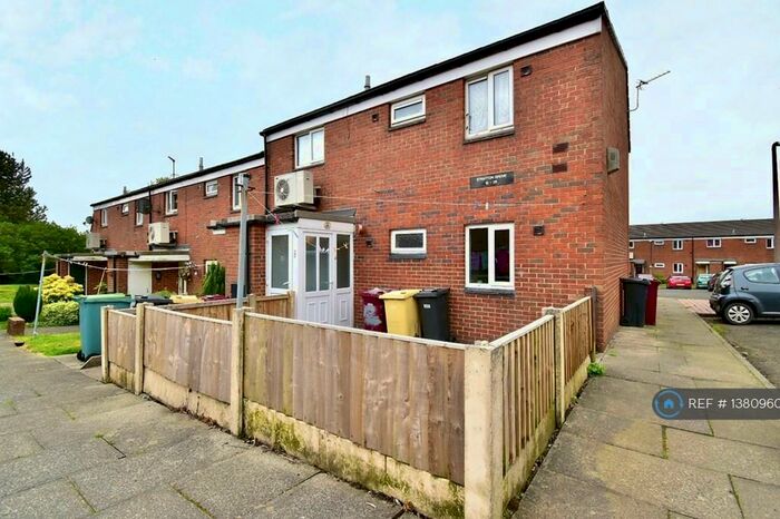 1 Bedroom Flat To Rent In Stratton Grove, Horwich, Bolton, BL6