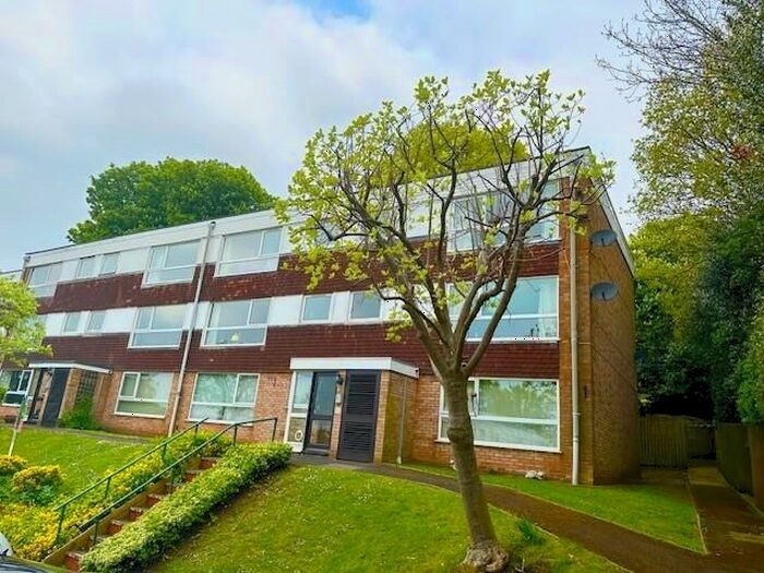 1 Bedroom Flat To Rent In High Meadows, Wolverhampton, WV6