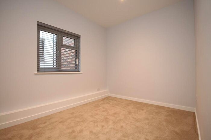 2 Bedroom Apartment To Rent In St Ives Road Maidenhead Berkshire, SL6