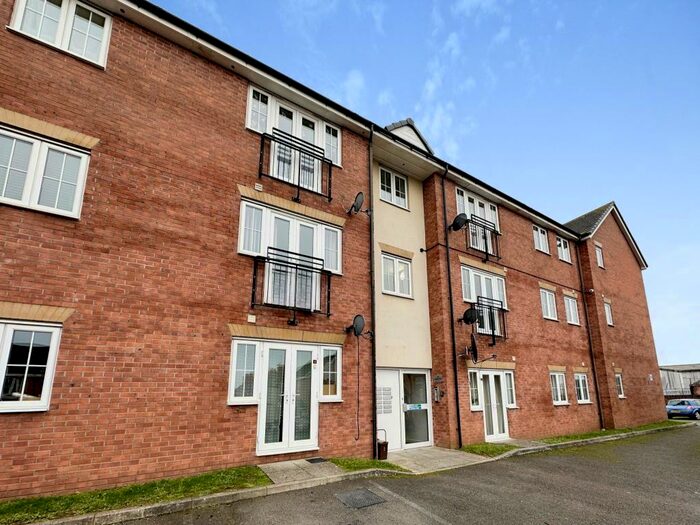 2 Bedroom Flat To Rent In Phillip Court, Newport, NP19