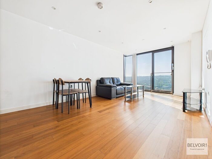 2 Bedroom Flat To Rent In St Pauls Square, City Centre, Sheffield, S1