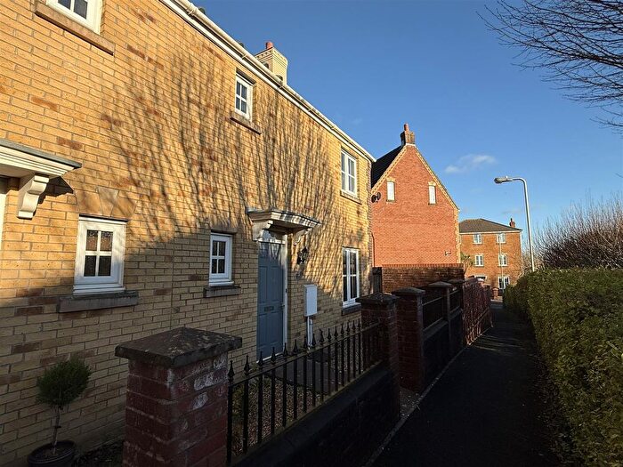 3 Bedroom Semi-Detached House To Rent In Parc Bronhaul, Bridgend, CF31