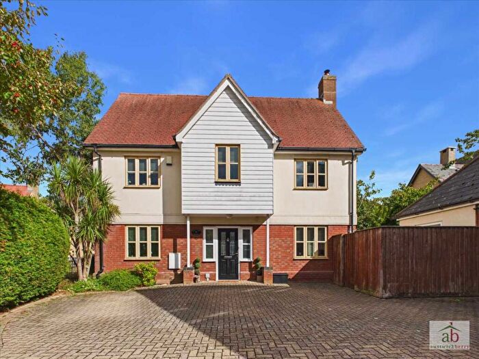 4 Bedroom Detached House For Sale In Bilberry Road, Ravenswood, IP3