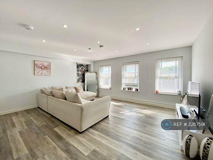 2 Bedroom Flat To Rent In Wilmington Place, Dartford, DA1