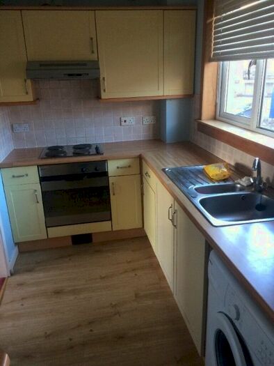 1 Bedroom Flat To Rent In Queens Court, Bridge Of Allan, Stirling FK9