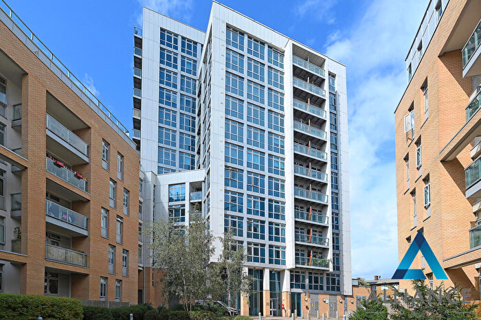 1 Bedroom Flat To Rent In Iona Tower, Ross Way, London, E14