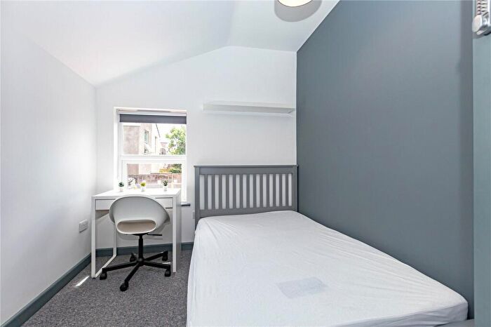 6 Bedroom Terraced House To Rent In Sandy Park Road, Brislington, Bristol, BS4