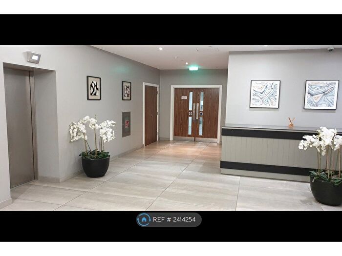 1 Bedroom Flat To Rent In Victoria Avenue, Southend-On-Sea, SS2