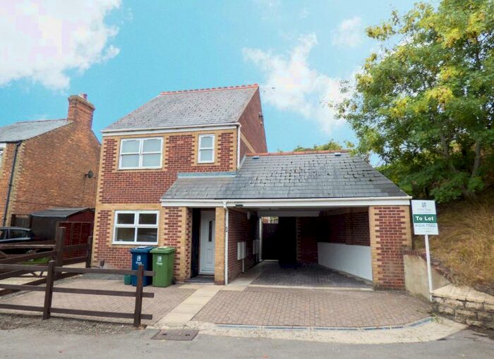 1 Bedroom Maisonette To Rent In Pied &#; Terre In Littlemore, OX4