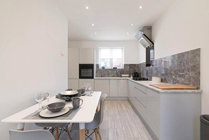 4 Bedroom Terraced House To Rent In Linton Gardens, Beckton, London, E6