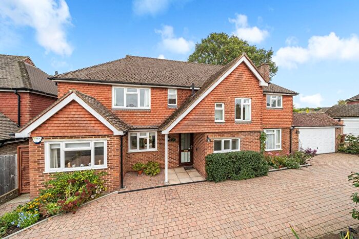 4 Bedroom Detached House For Sale In Guildford, Surrey, GU4