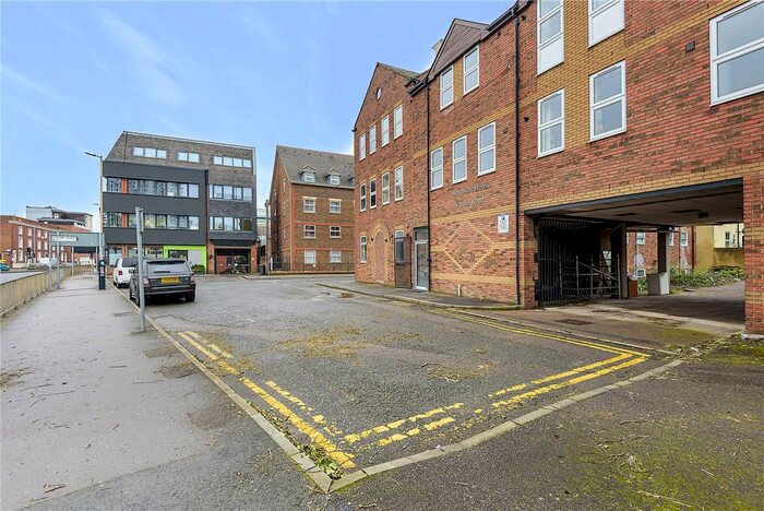 1 Bedroom Flat To Rent In Vachel Road, Reading RG1