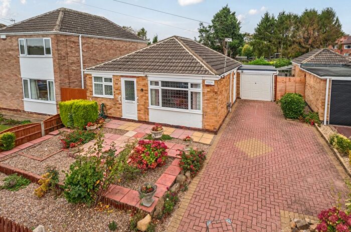 2 Bedroom Detached Bungalow For Sale In Moorsholm Drive, Wollaton, Nottinghamshire, NG8