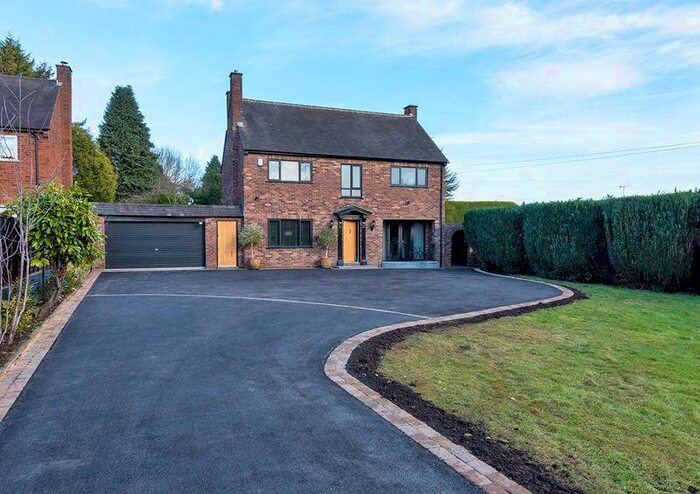 4 Bedroom Detached House For Sale In Brockencote, Chaddesley Corbett, DY10