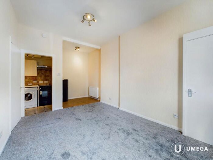 1 Bedroom Apartment To Rent In Stewart Terrace, Gorgie, Edinburgh, EH11