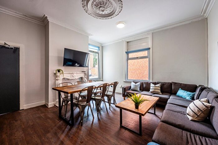 8 Bedroom Property To Rent In Church Street, Nottingham, NG7