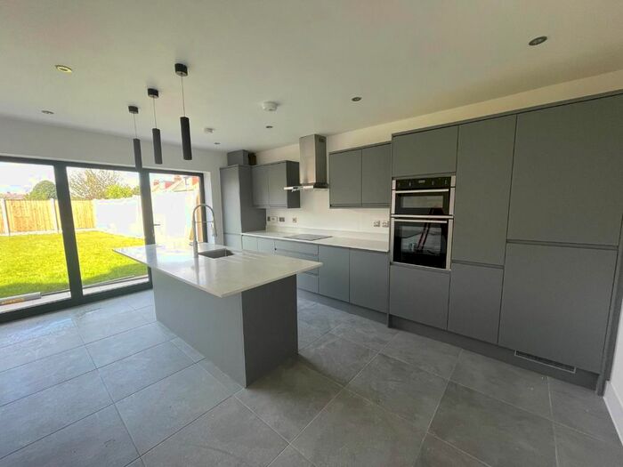 4 Bedroom Property To Rent In Beech Brooke Close, Waterloo, Liverpool, L22